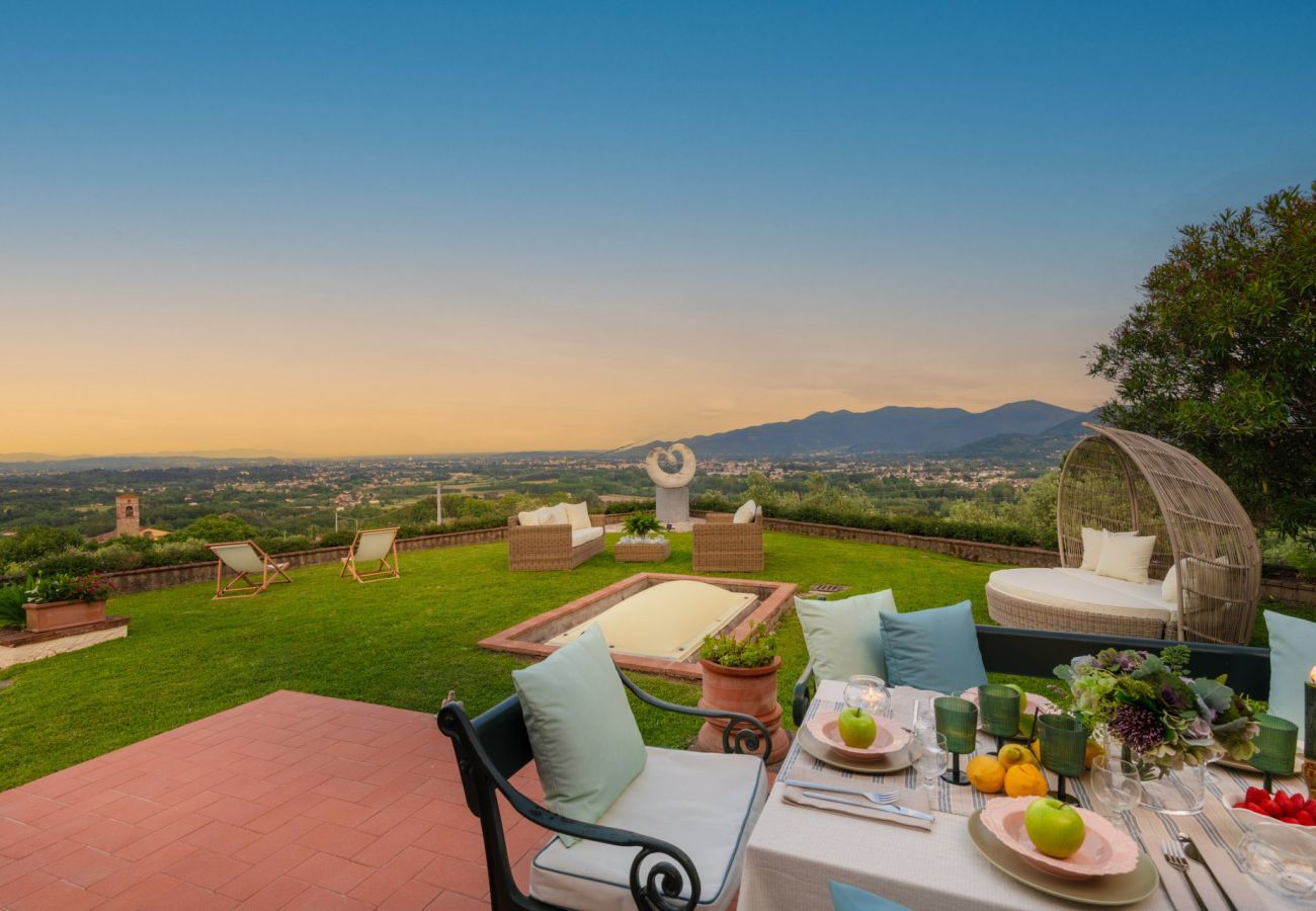 Villa a Lucca - Fairytale Farmhouse Villa with Views and Pool