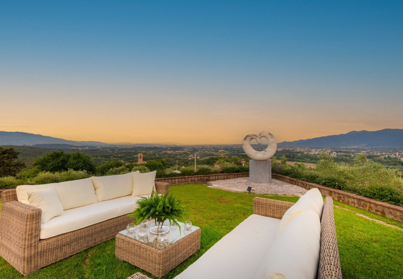 Villa a Lucca - Fairytale Farmhouse Villa with Views and Pool