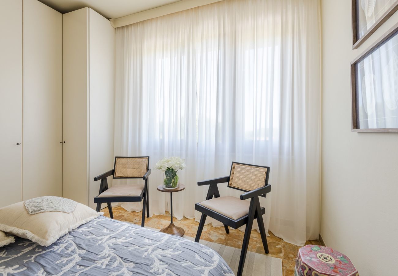 Appartamento a Lido di Camaiore - Experience  Beachfront Coastal Elegance at Ocean Breeze