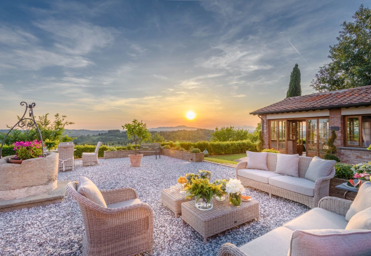 Villa a San Miniato - Villa San Miniato Corniano: Iconic 5 Bedrooms Farmhouse with Pool