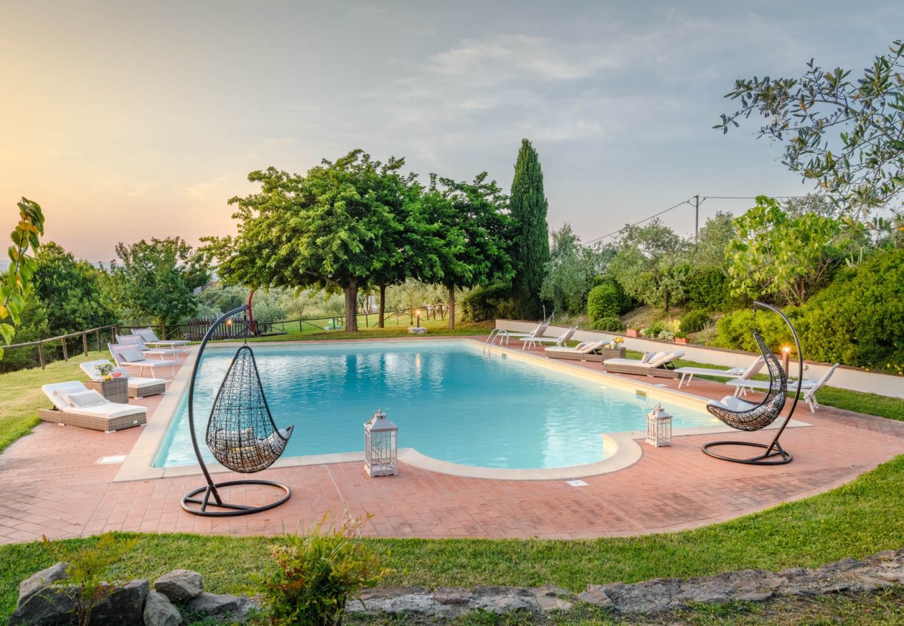 Villa a San Miniato - Villa San Miniato Corniano: Iconic 5 Bedrooms Farmhouse with Pool