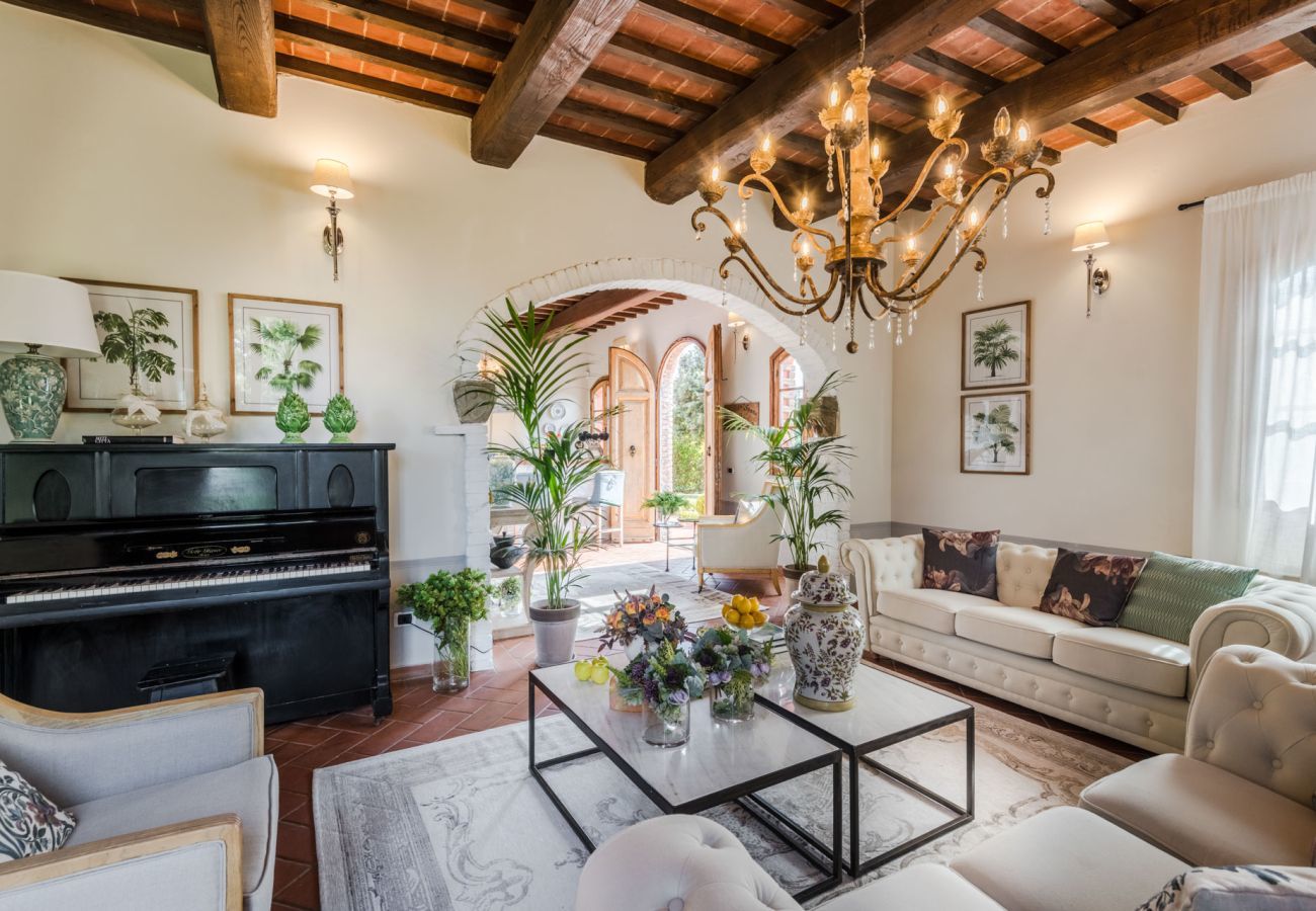 Villa a San Miniato - Villa San Miniato Corniano: Iconic 5 Bedrooms Farmhouse with Pool