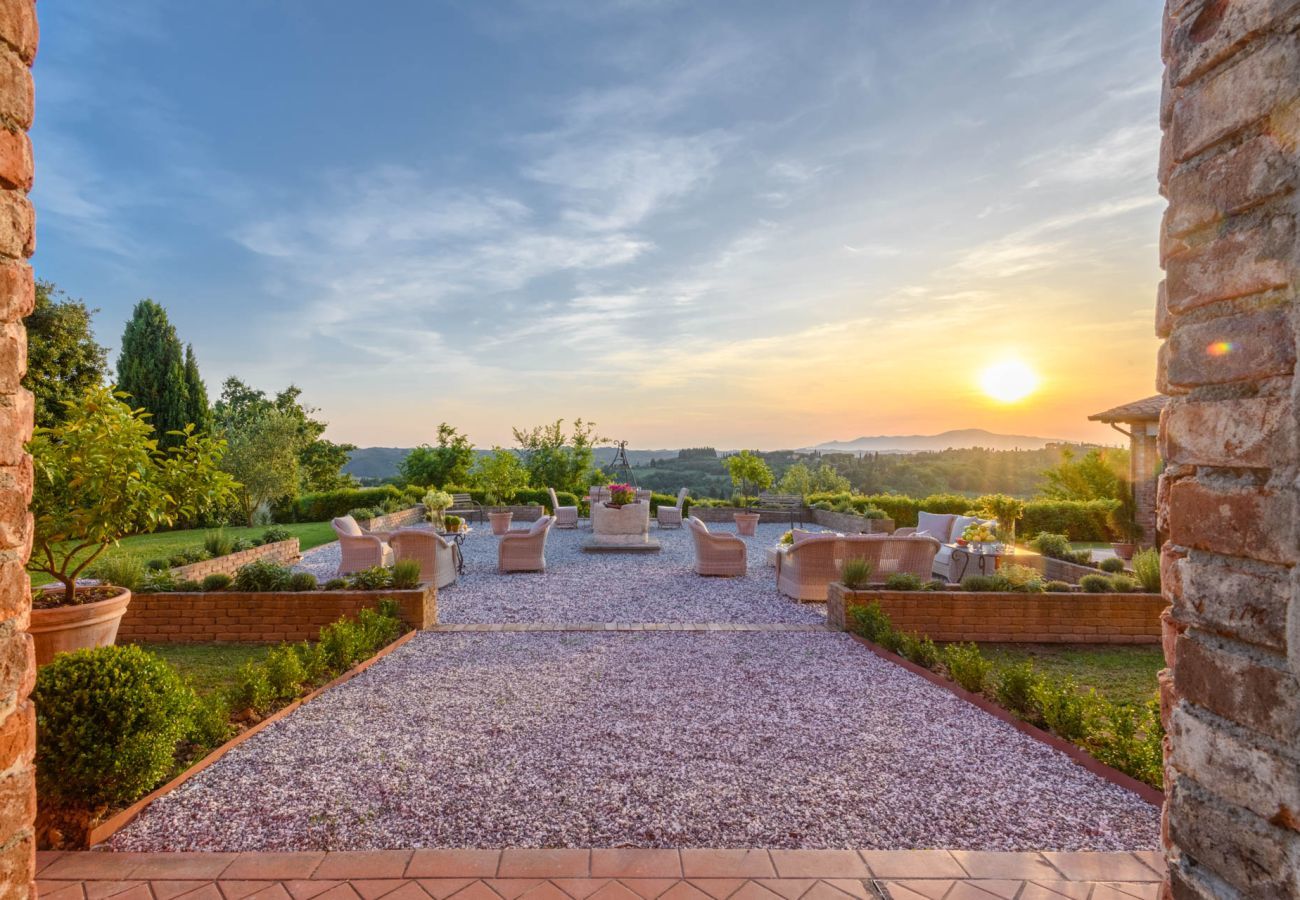 Villa a San Miniato - Villa San Miniato Corniano: Iconic 5 Bedrooms Farmhouse with Pool