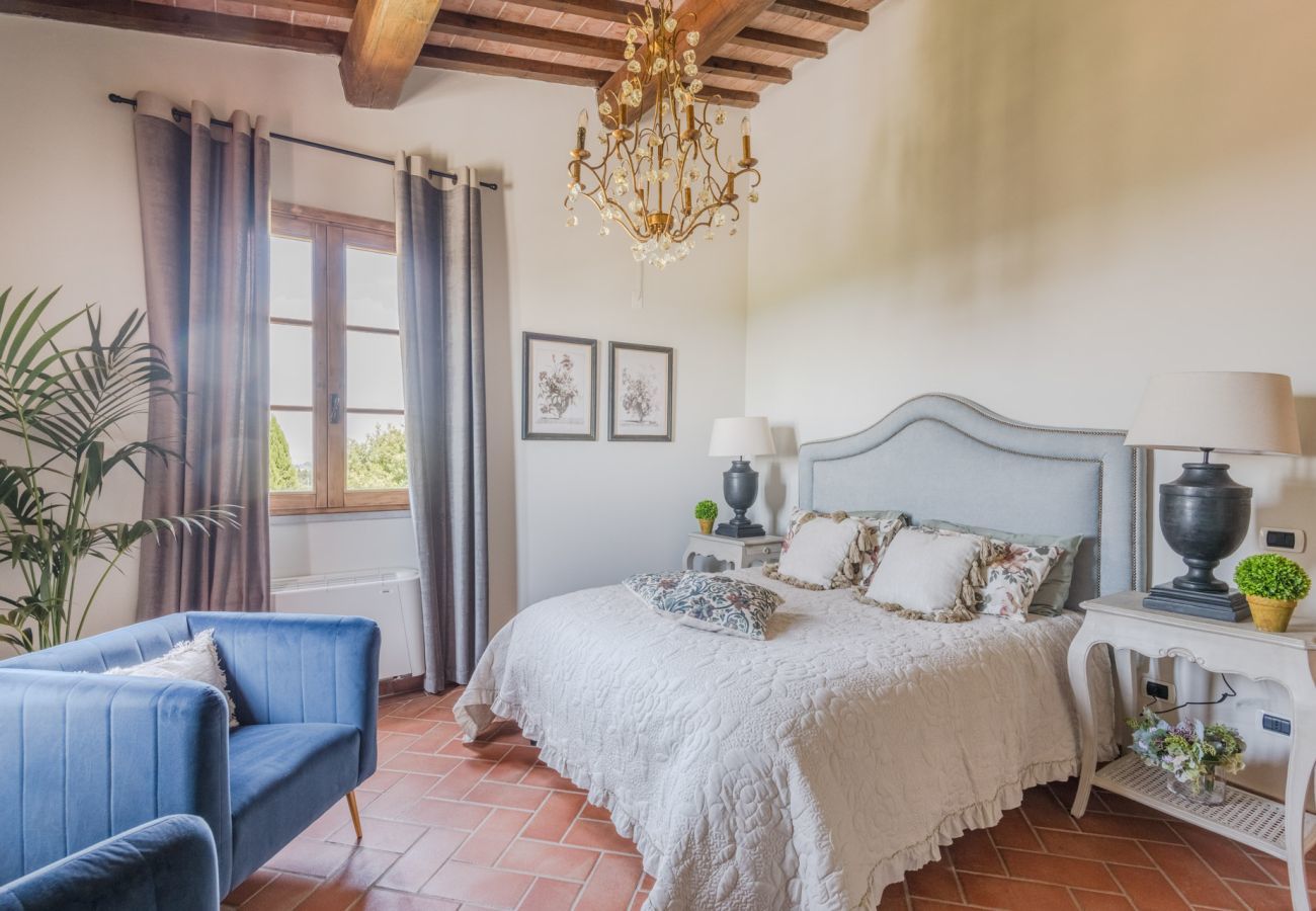 Villa a San Miniato - Villa San Miniato Corniano: Iconic 5 Bedrooms Farmhouse with Pool