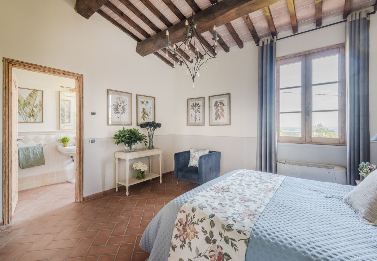 Villa a San Miniato - Villa San Miniato Corniano: Iconic 5 Bedrooms Farmhouse with Pool