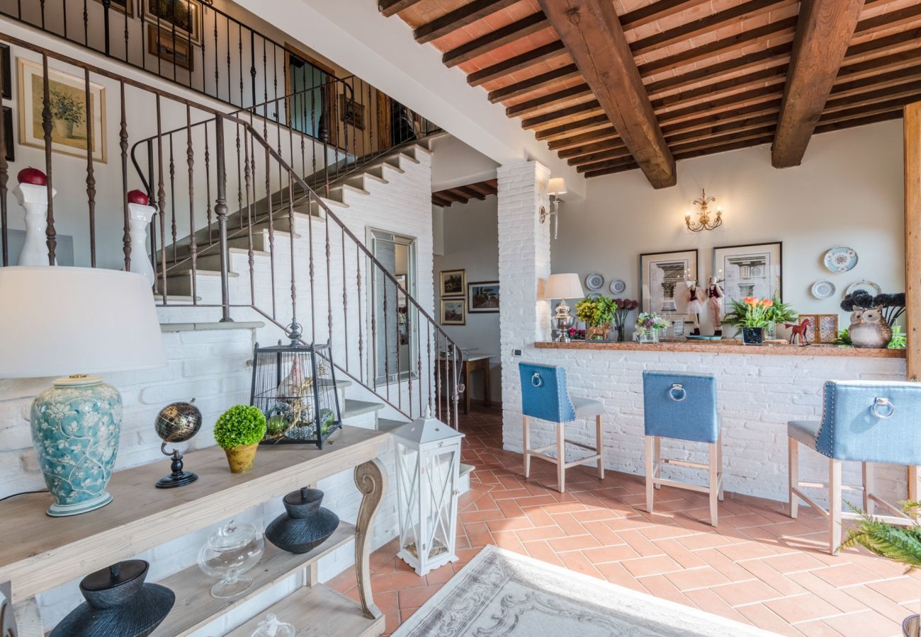 Villa a San Miniato - Villa San Miniato Corniano: Iconic 5 Bedrooms Farmhouse with Pool