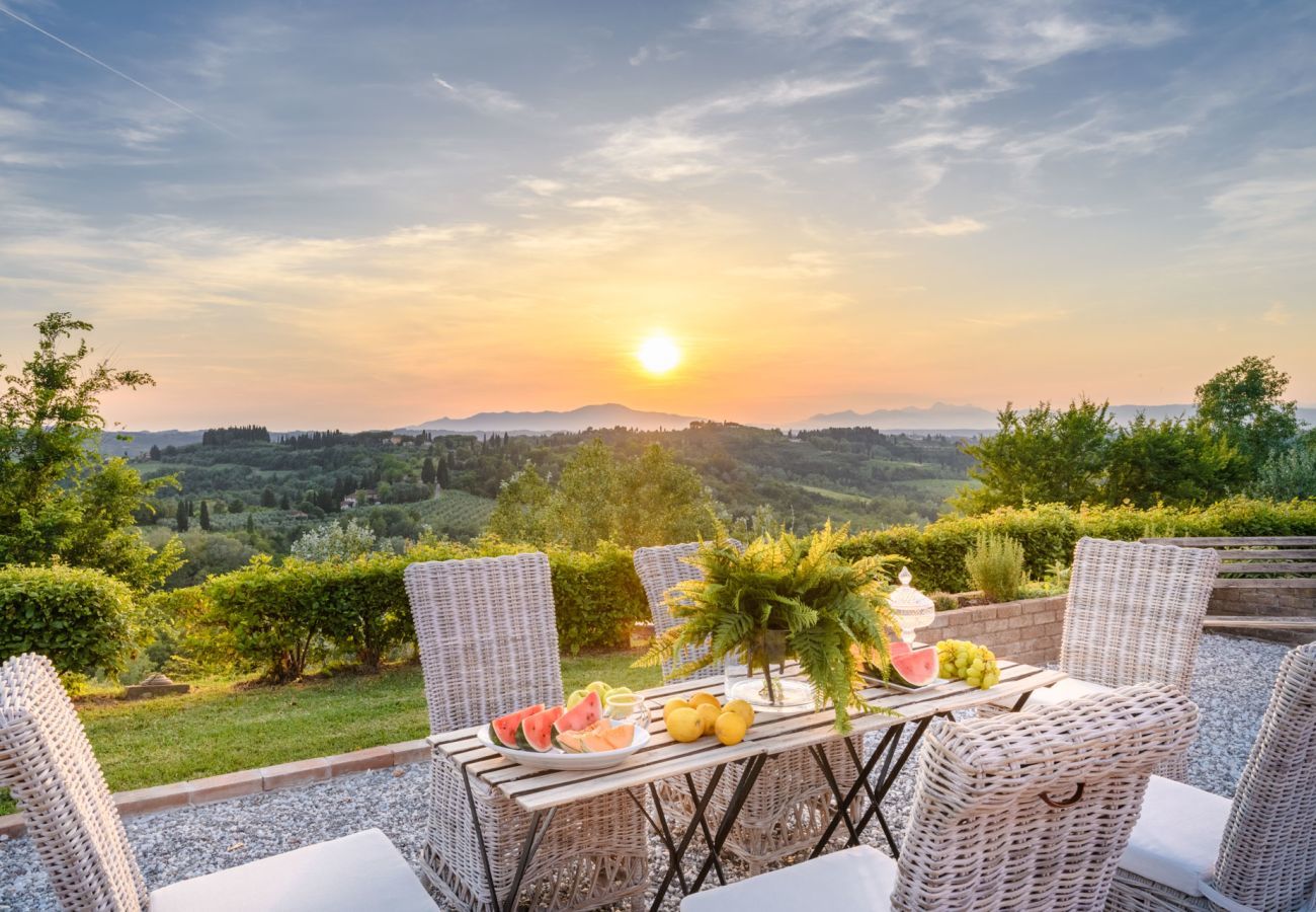 Villa a San Miniato - Villa San Miniato Corniano: Iconic 5 Bedrooms Farmhouse with Pool