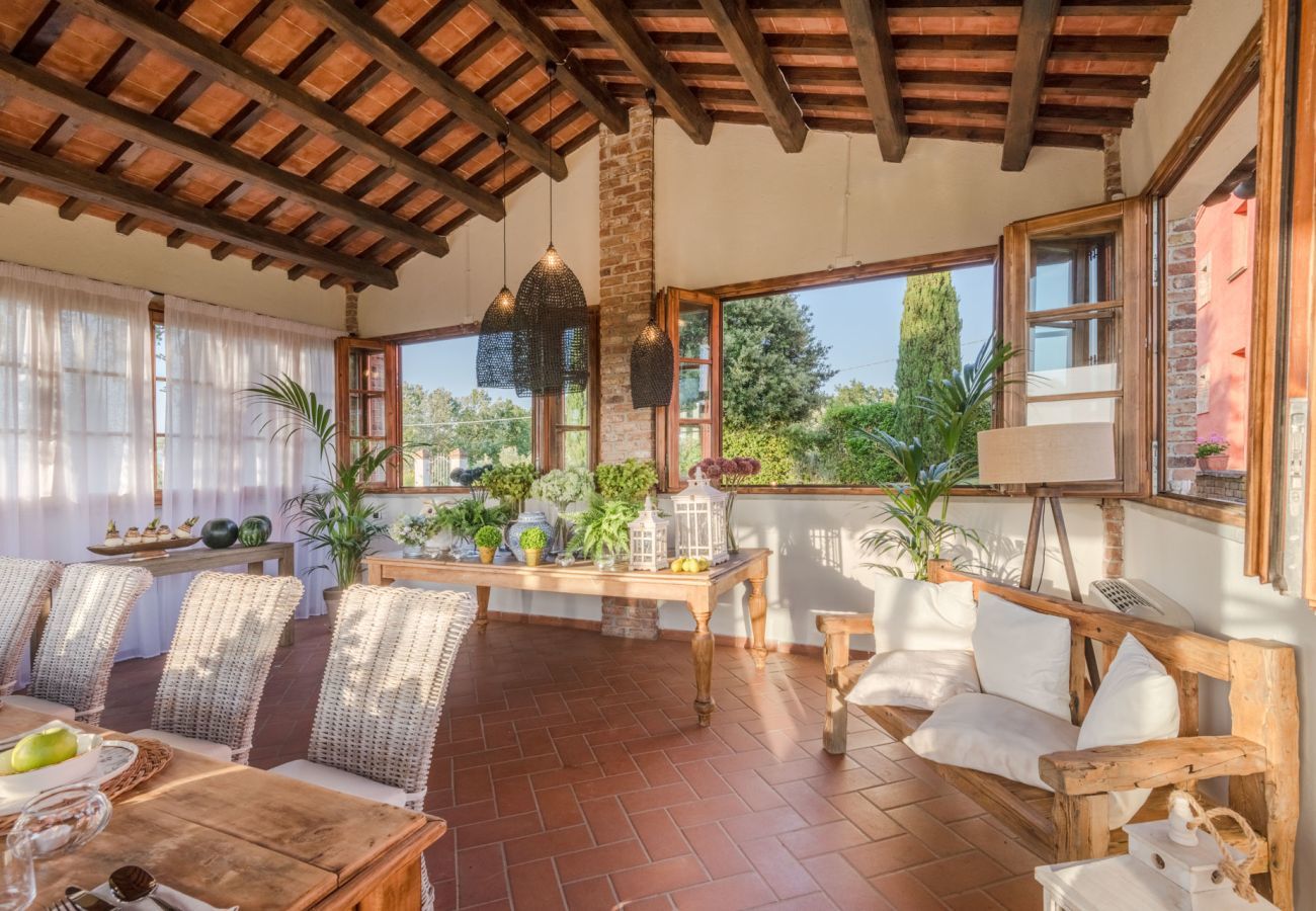 Villa a San Miniato - Villa San Miniato Corniano: Iconic 5 Bedrooms Farmhouse with Pool