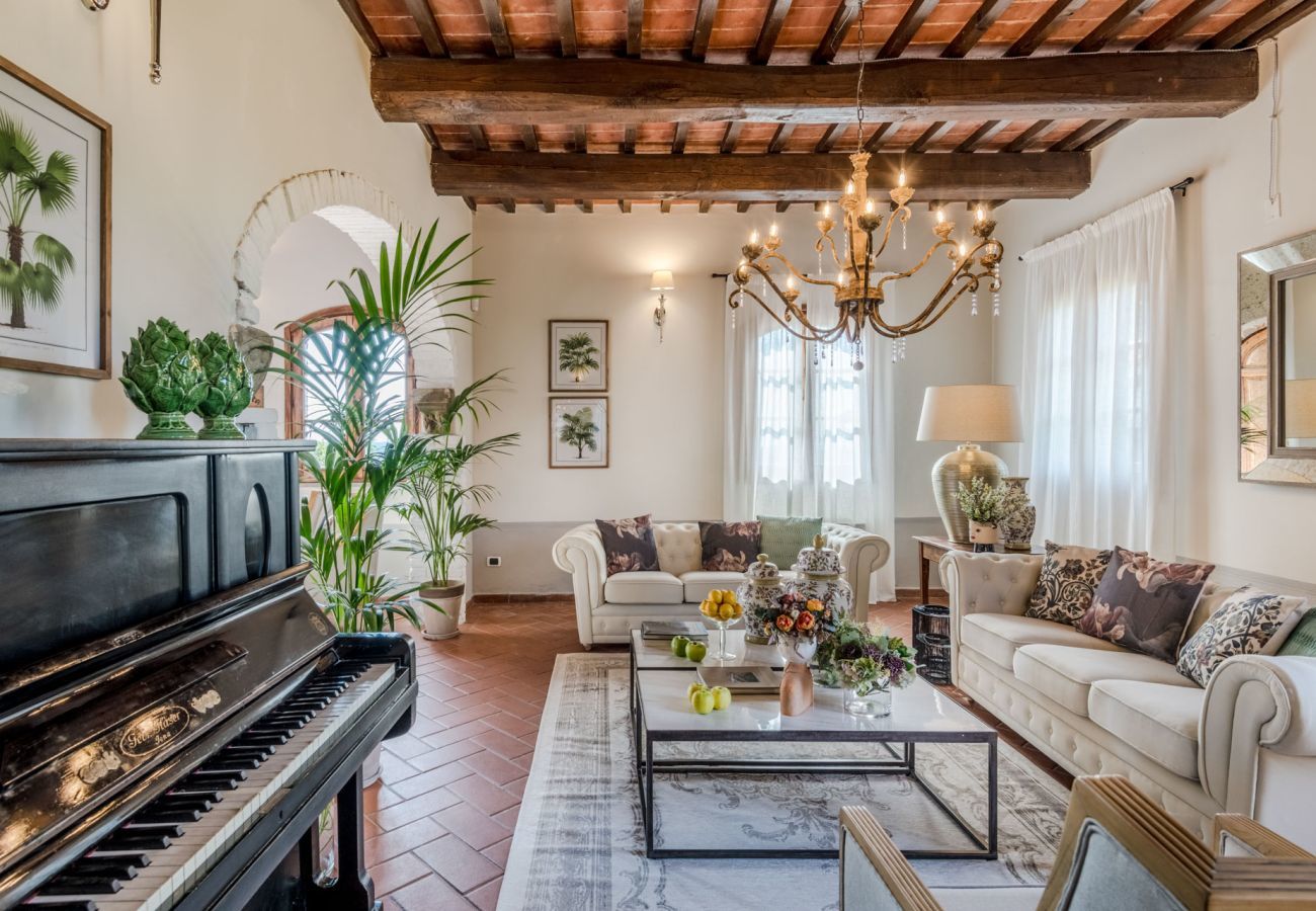 Villa a San Miniato - Villa San Miniato Corniano: Iconic 5 Bedrooms Farmhouse with Pool