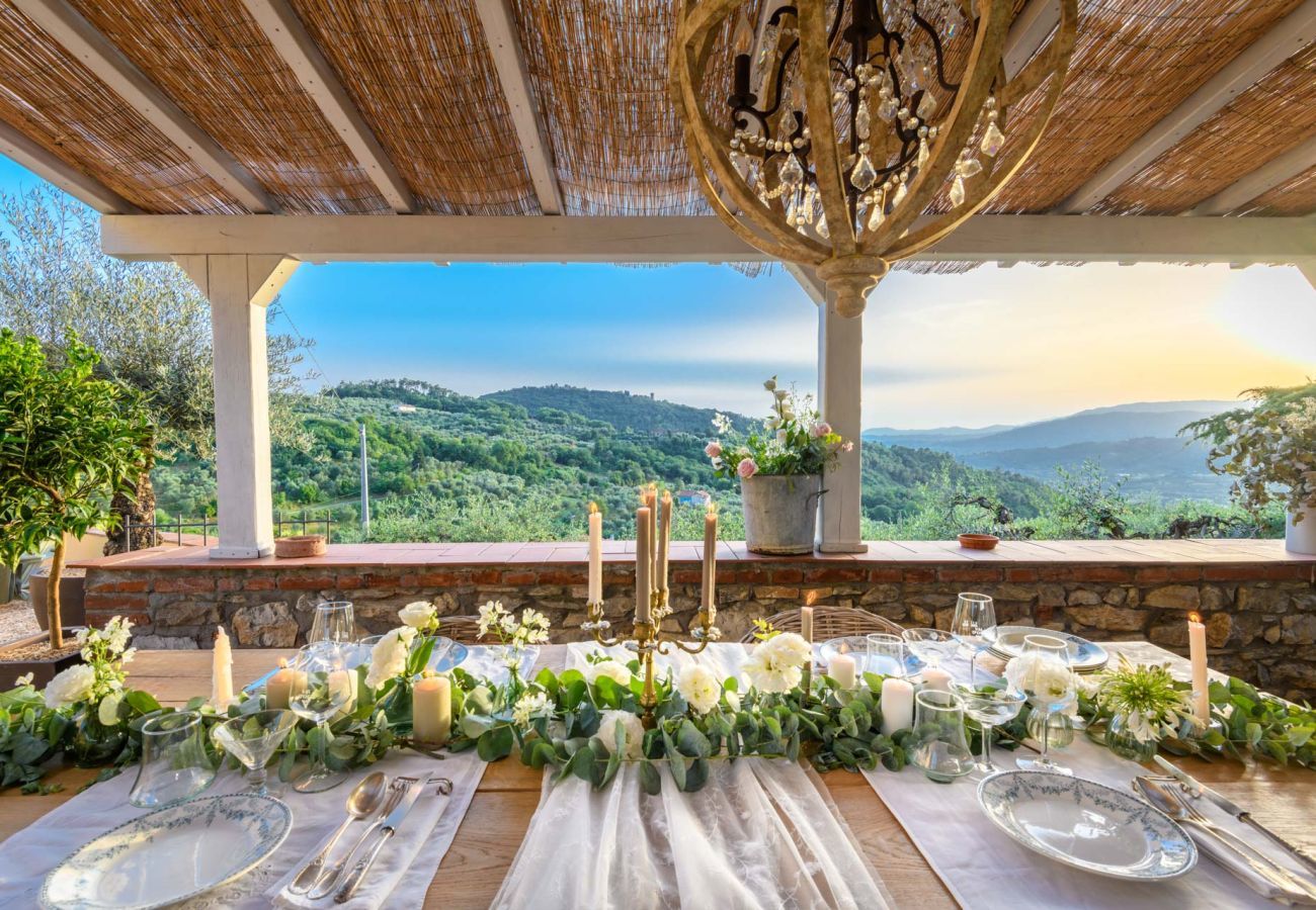 Villa a Monsummano Terme - Panoramic Farmhouse with Pool and Amazing Views