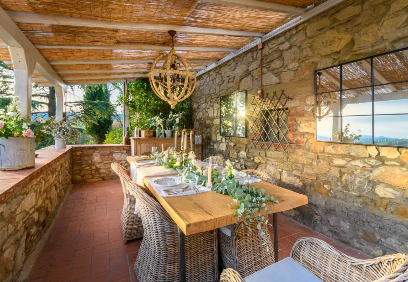 Villa a Monsummano Terme - Panoramic Farmhouse with Pool and Amazing Views