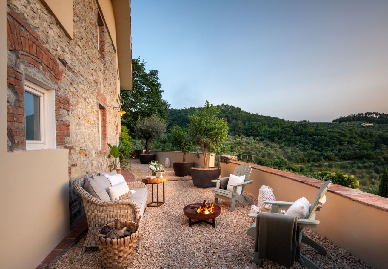 Villa a Monsummano Terme - Panoramic Farmhouse with Pool and Amazing Views