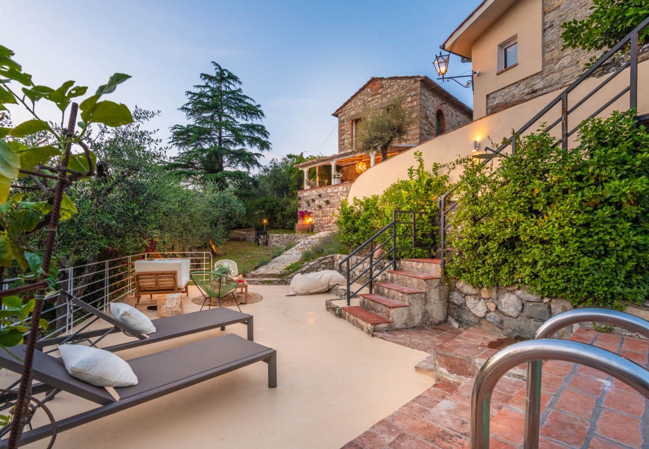 Villa a Monsummano Terme - Panoramic Farmhouse with Pool and Amazing Views