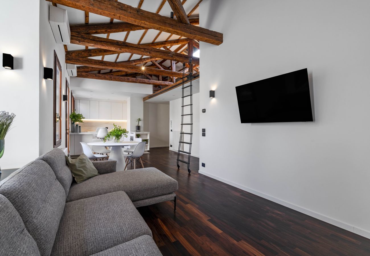 Appartamento a Venezia - San Barnaba Apartment with Terrace R&R 