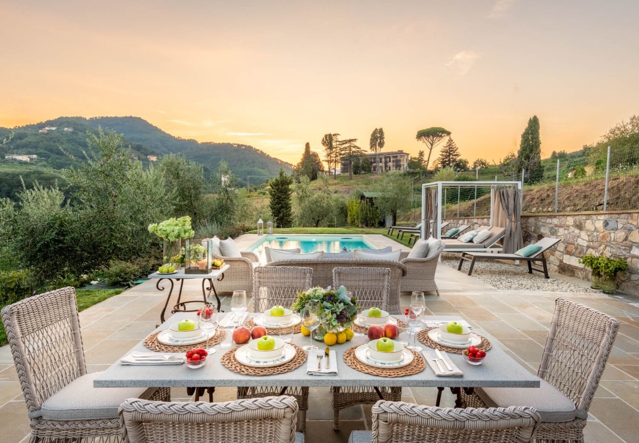 Villa a Lucca - Valle del Sole Winery Farmhouse with Private Pool