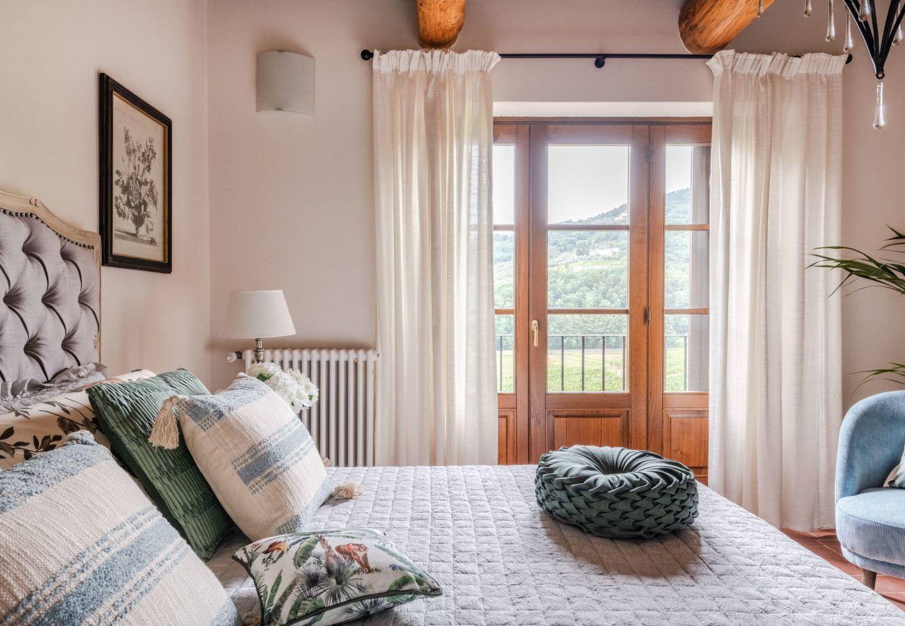 Villa a Lucca - Valle del Sole Winery Farmhouse with Private Pool