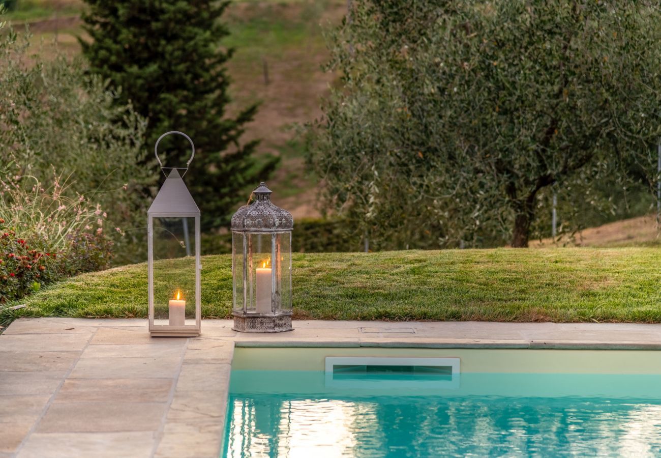 Villa a Lucca - Valle del Sole Winery Farmhouse with Private Pool