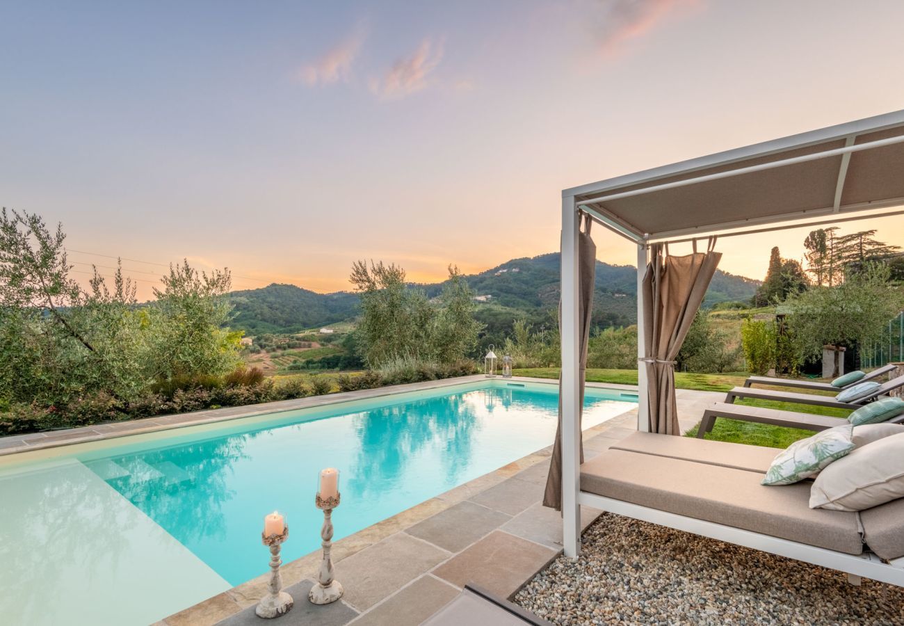 Villa a Lucca - Valle del Sole Winery Farmhouse with Private Pool