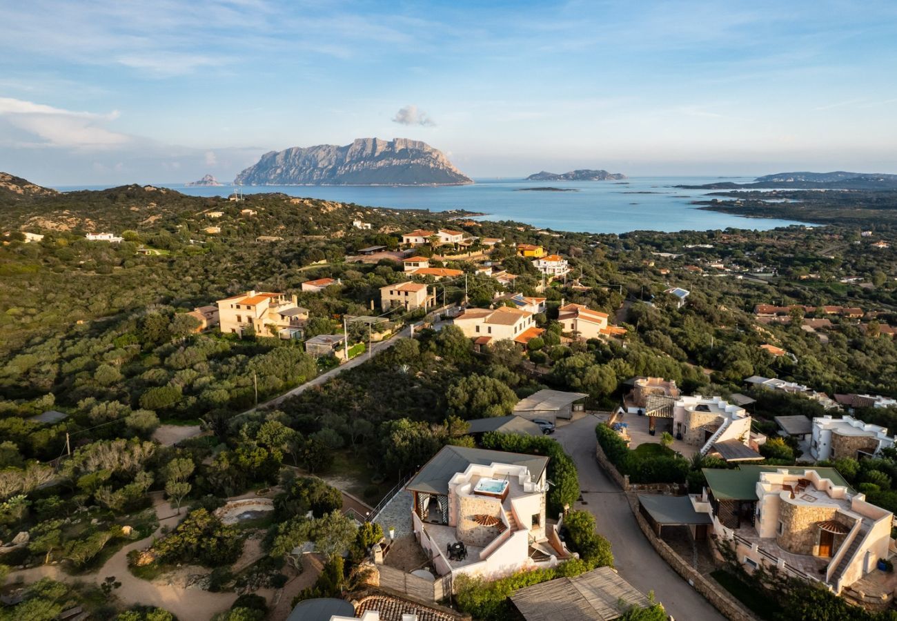 Villa a Olbia - Villa Aurazure