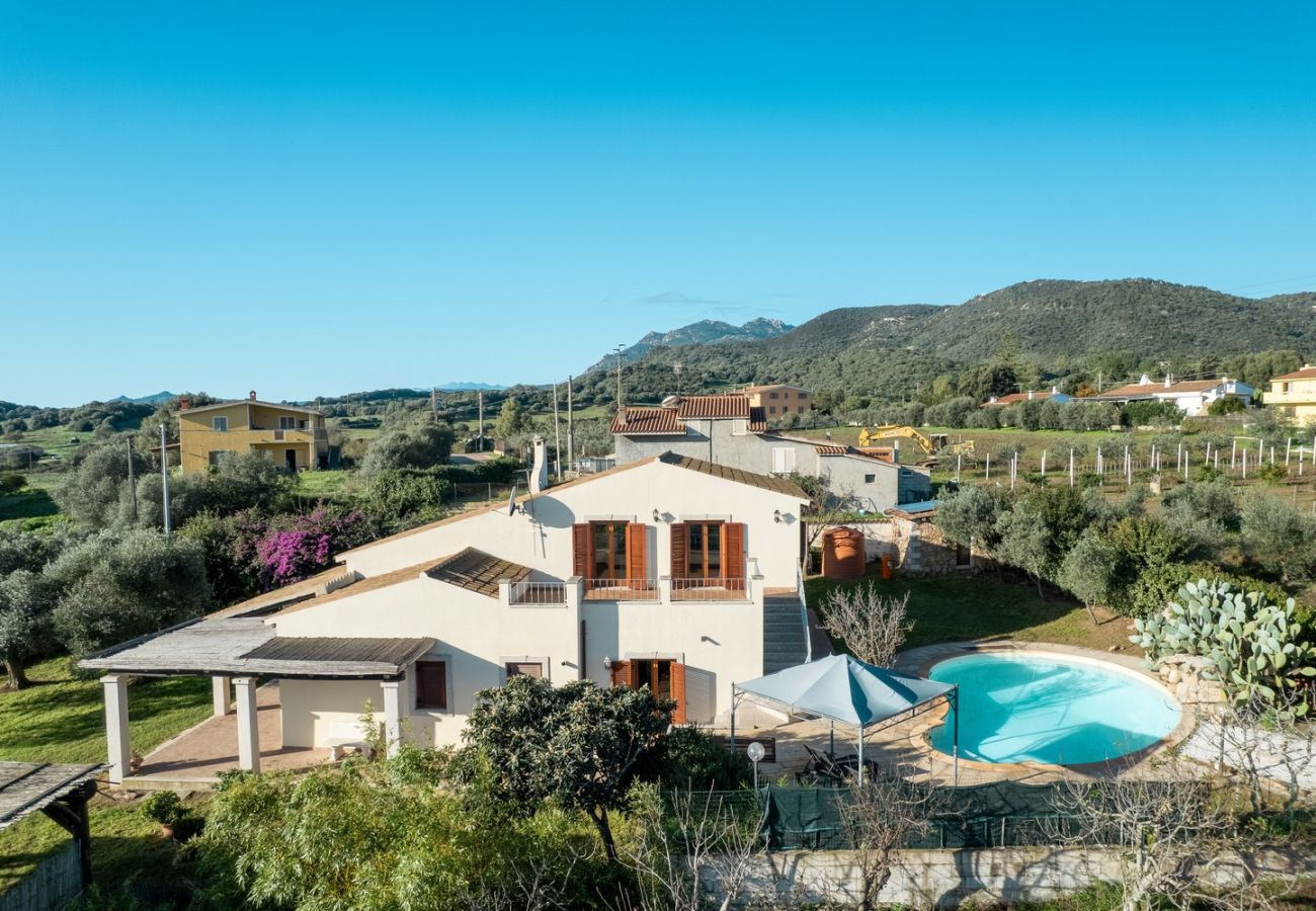 Villa a Olbia - Villa Calyra