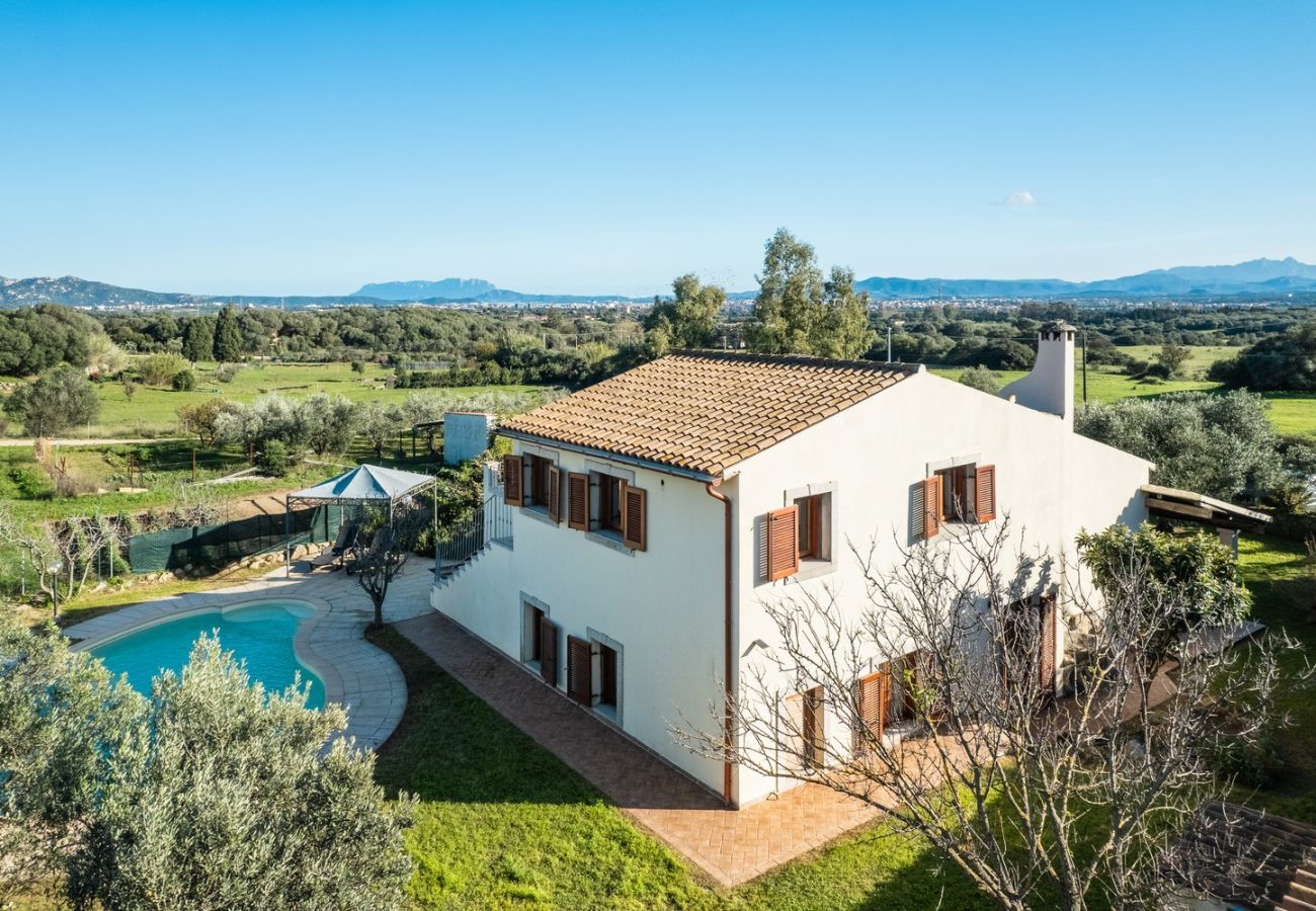 Villa a Olbia - Villa Calyra