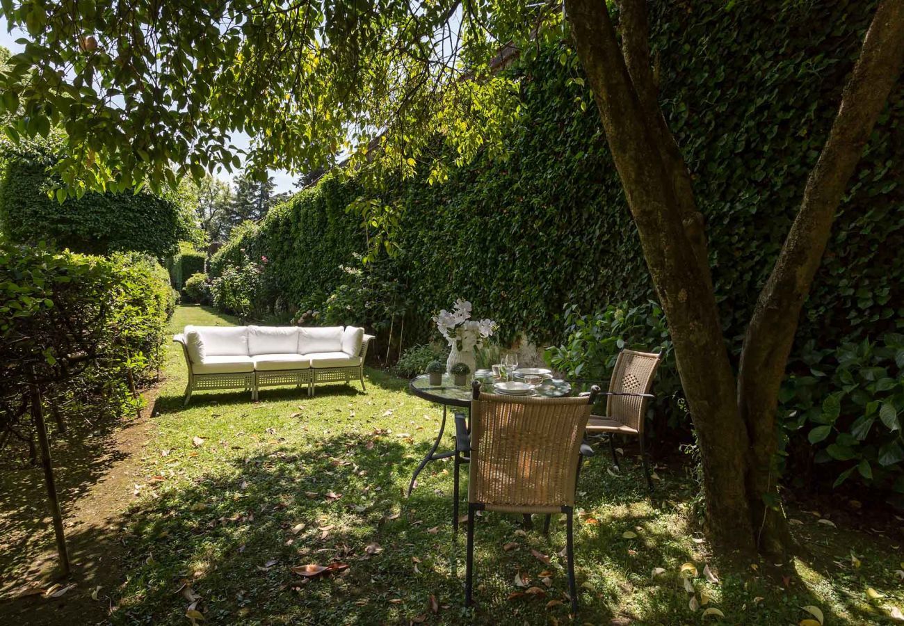 Ferienwohnung in Lucca - CASA BEATRICE, ein Apartment mit eigenem Garten in den Mauern von Lucca