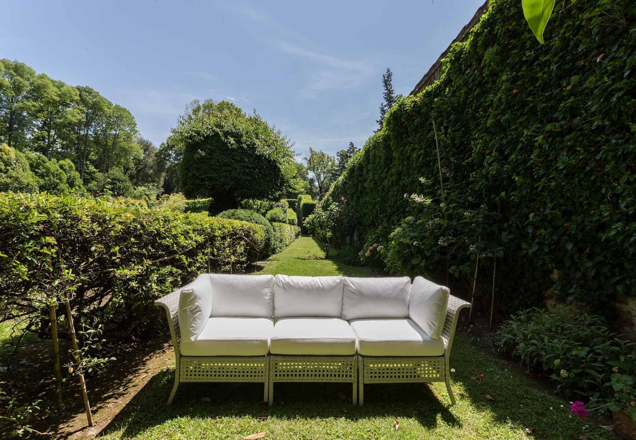 Ferienwohnung in Lucca - CASA BEATRICE, ein Apartment mit eigenem Garten in den Mauern von Lucca