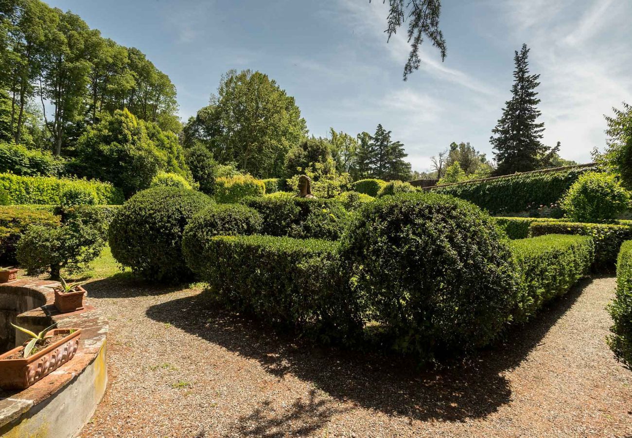 Ferienwohnung in Lucca - CASA BEATRICE, ein Apartment mit eigenem Garten in den Mauern von Lucca