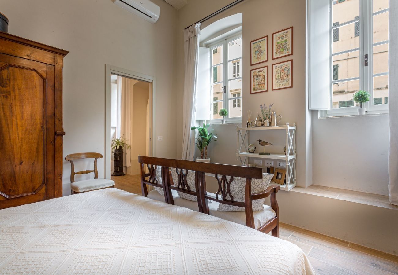 Ferienwohnung in Lucca - Modern comfort in Lucca's Picturesque Canal District