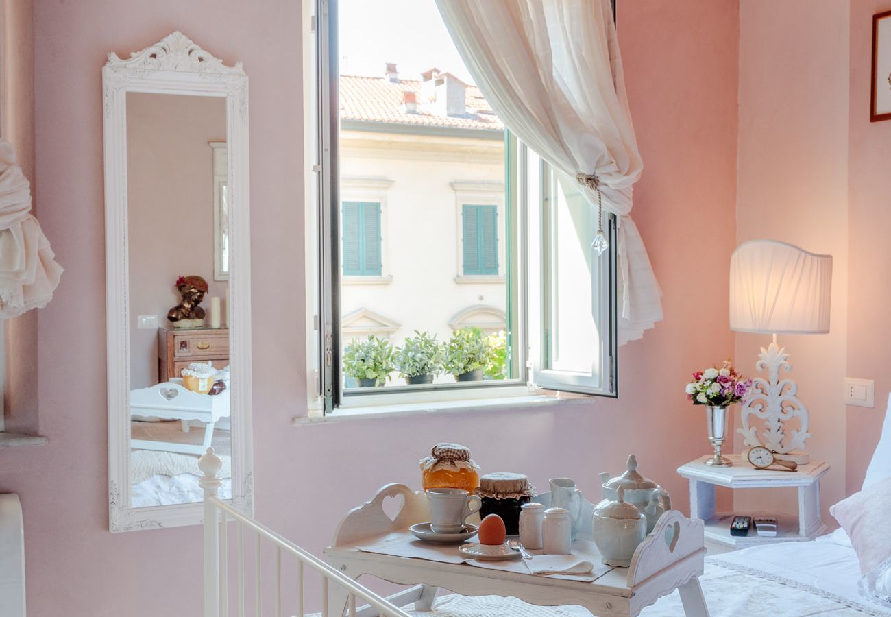 Ferienwohnung in Lucca - Convenient Home close to Train Station and Parking