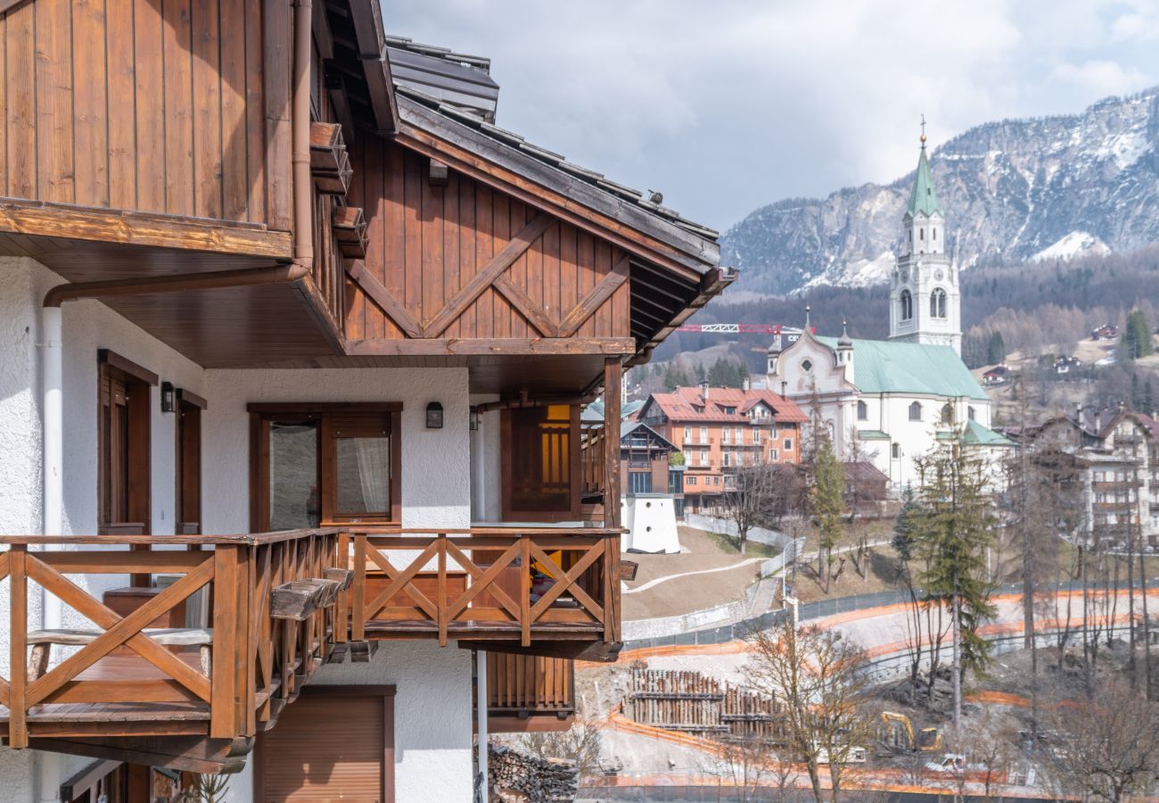 Ferienhaus in Cortina d´Ampezzo - Cortina Lodge R&R