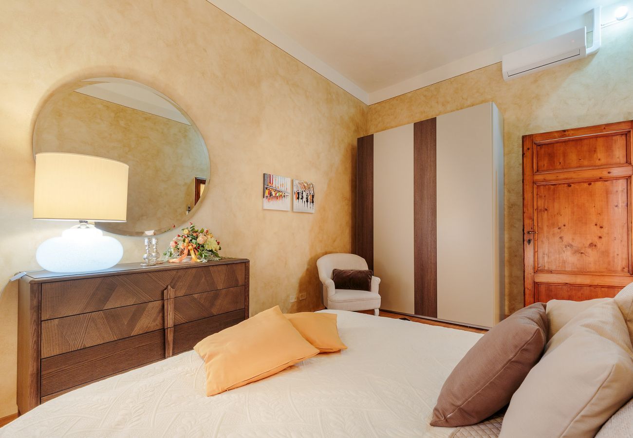 Ferienwohnung in Lucca - 3 bedrooms flat in central Lucca with air conditioning