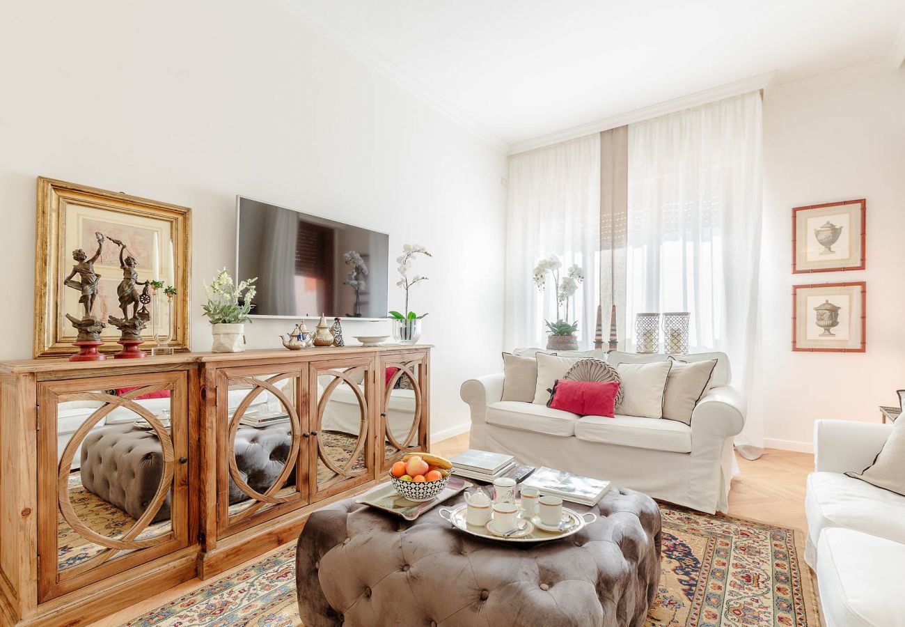 Ferienwohnung in Lucca - 2 bedrooms, Terrace and Private Parking in Lucca