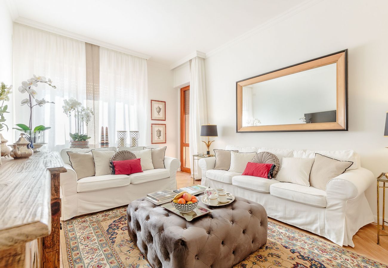 Ferienwohnung in Lucca - 2 bedrooms, Terrace and Private Parking in Lucca