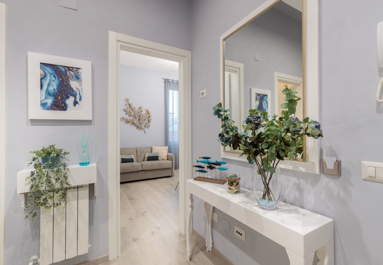 Ferienwohnung in Viareggio - Modern Apartment by the Beach Promenade in Viareggio