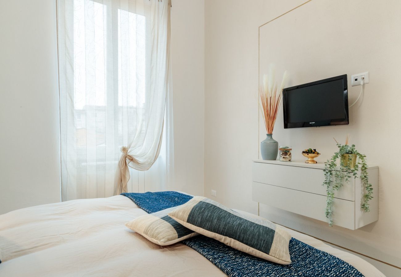 Ferienwohnung in Viareggio - Modern Apartment by the Beach Promenade in Viareggio