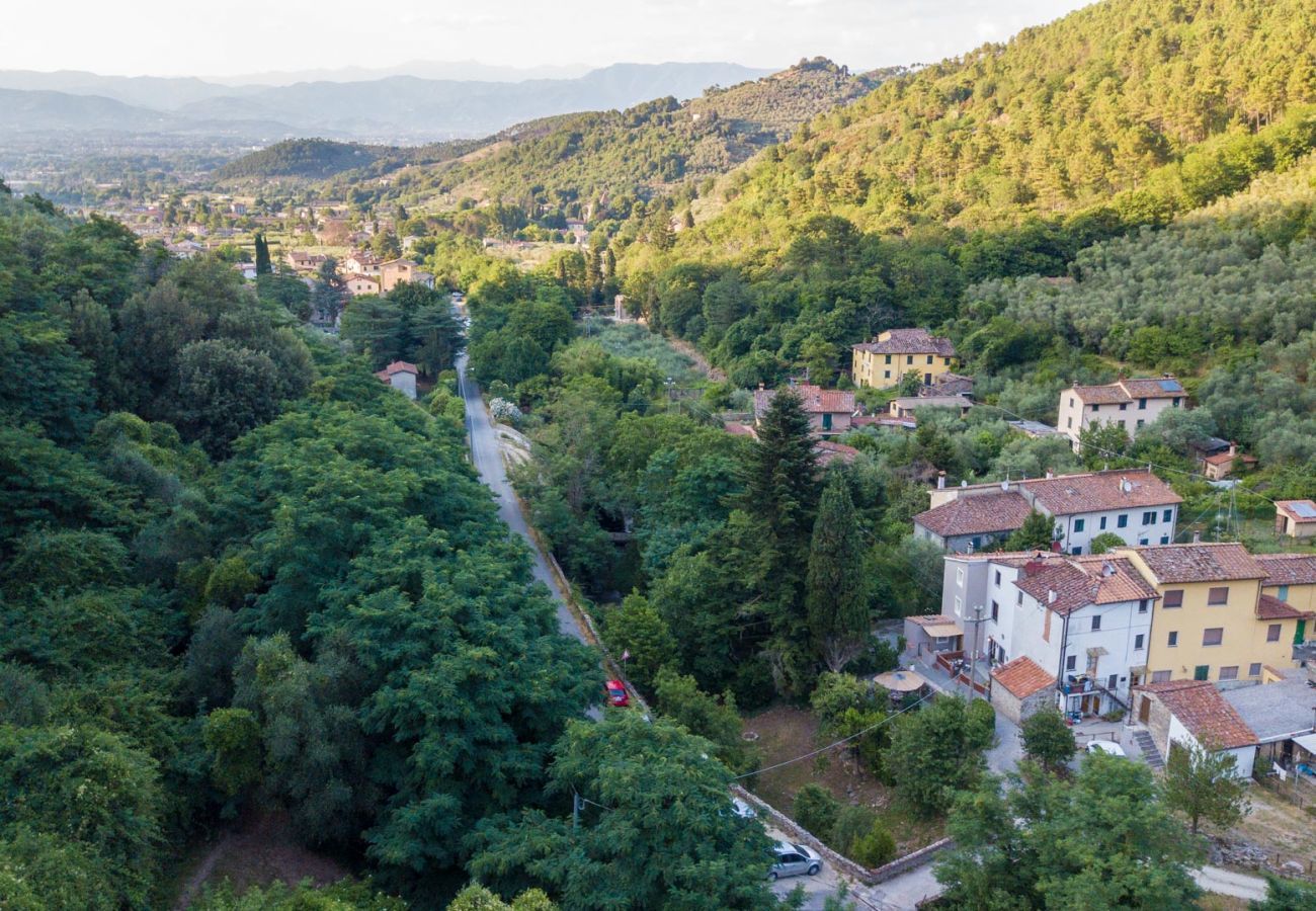 Villa in Vorno - RIO DELLE FATE, a Fairytale Home along the Stream in Vorno, Lucca