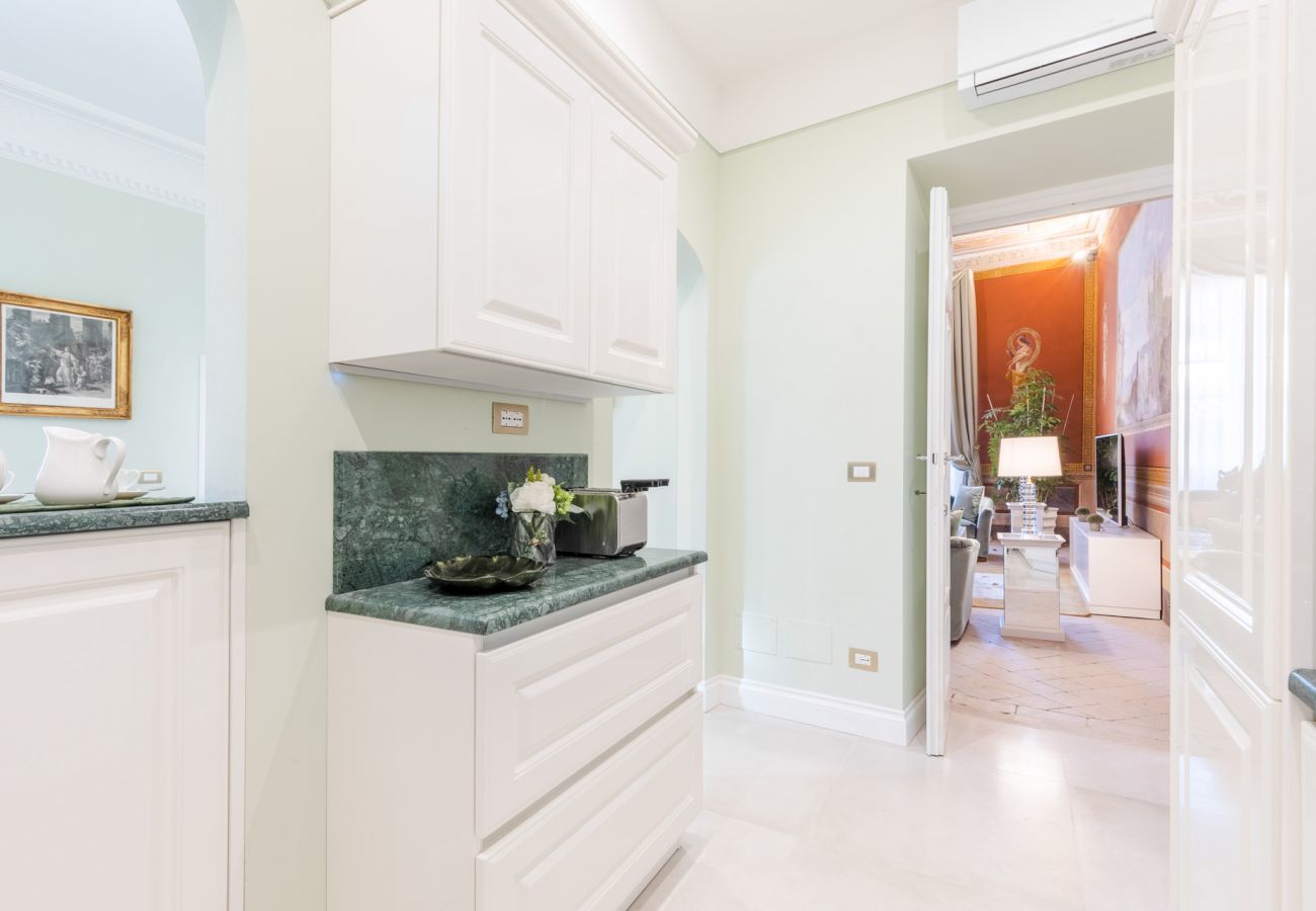 Ferienwohnung in Lucca - Grand 3 bedrooms Apartment with elevator inside the walls of Lucca