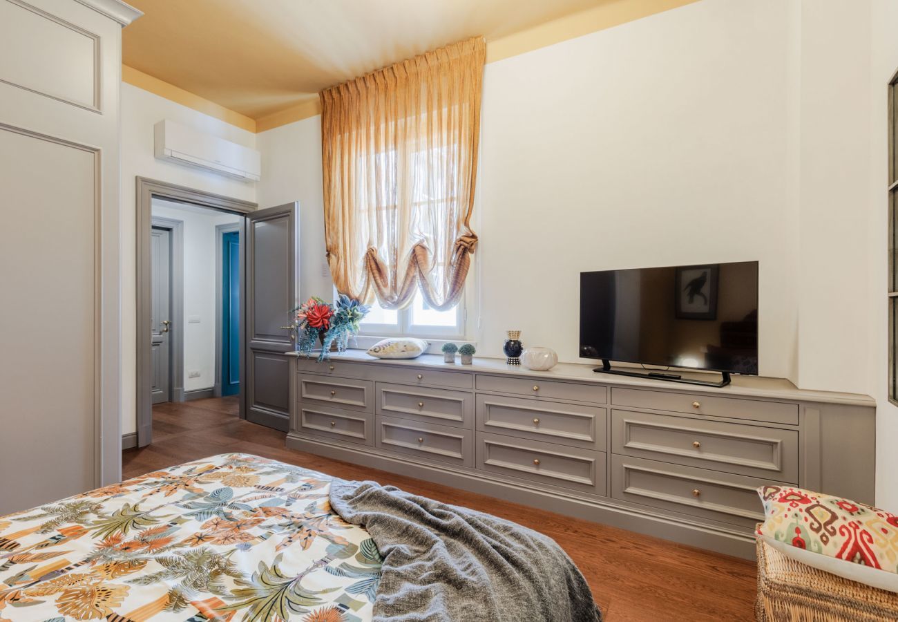 Ferienwohnung in Lucca - Casa Titti, Luxury Spacious 4 Bedrooms