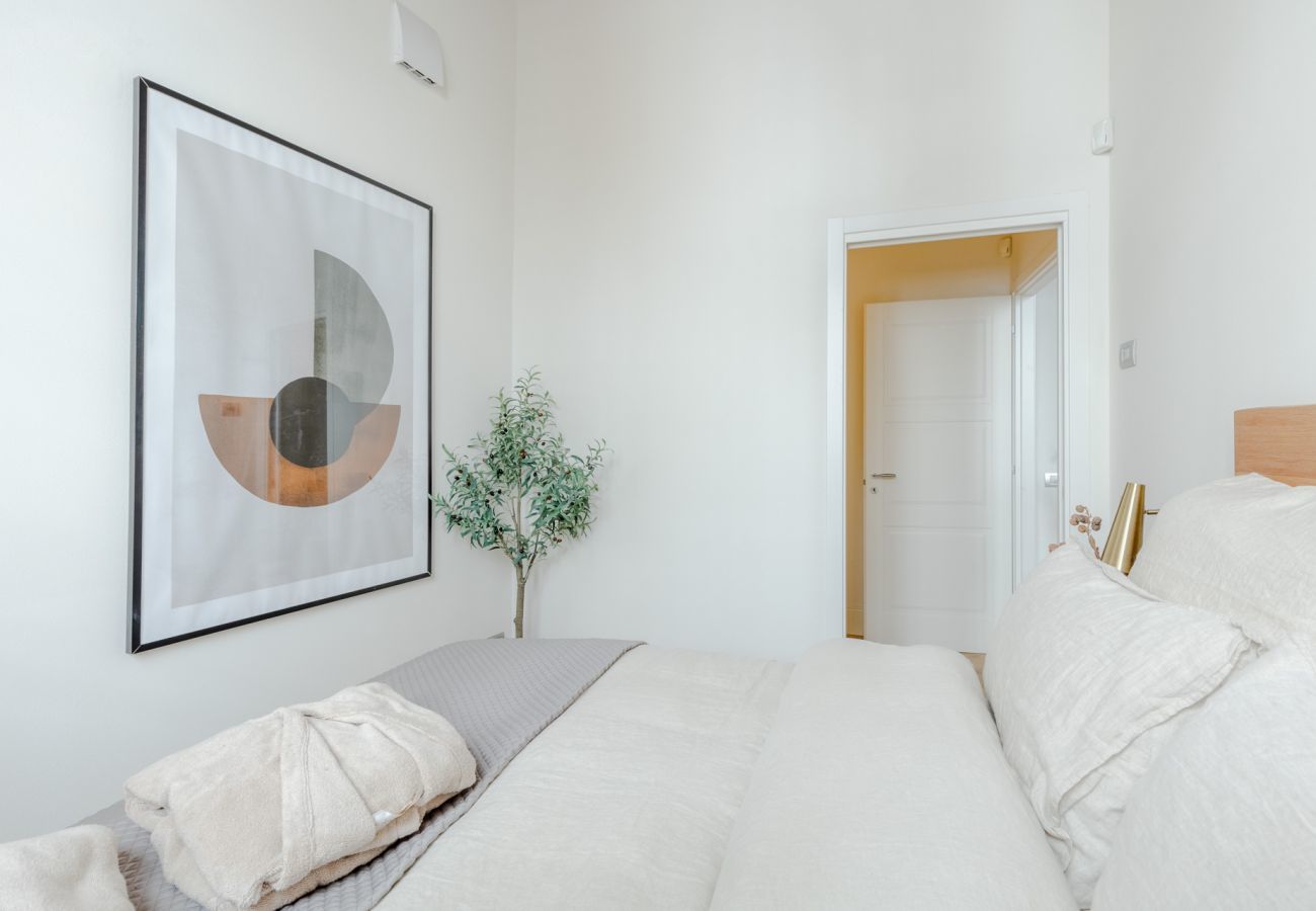 Ferienwohnung in Lucca - Casa Lazzaro Contemporary Ground Floor Apartment inside the walls of Lucca