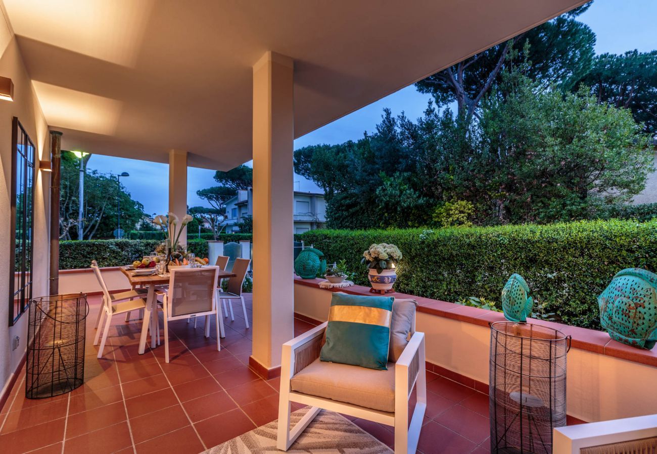 Villa in Marina di Pietrasanta - Regina Beach, Luxury 3 bedrooms Villa by the Beach in Marina di Pietrasanta