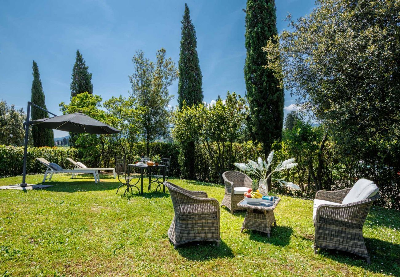 Ferienwohnung in Monte San quirico - Anna Farmhouse Apartment in Wine Resort in Lucca