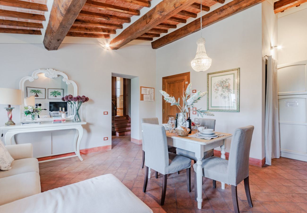 Ferienwohnung in Monte San quirico - Anna Farmhouse Apartment in Wine Resort in Lucca