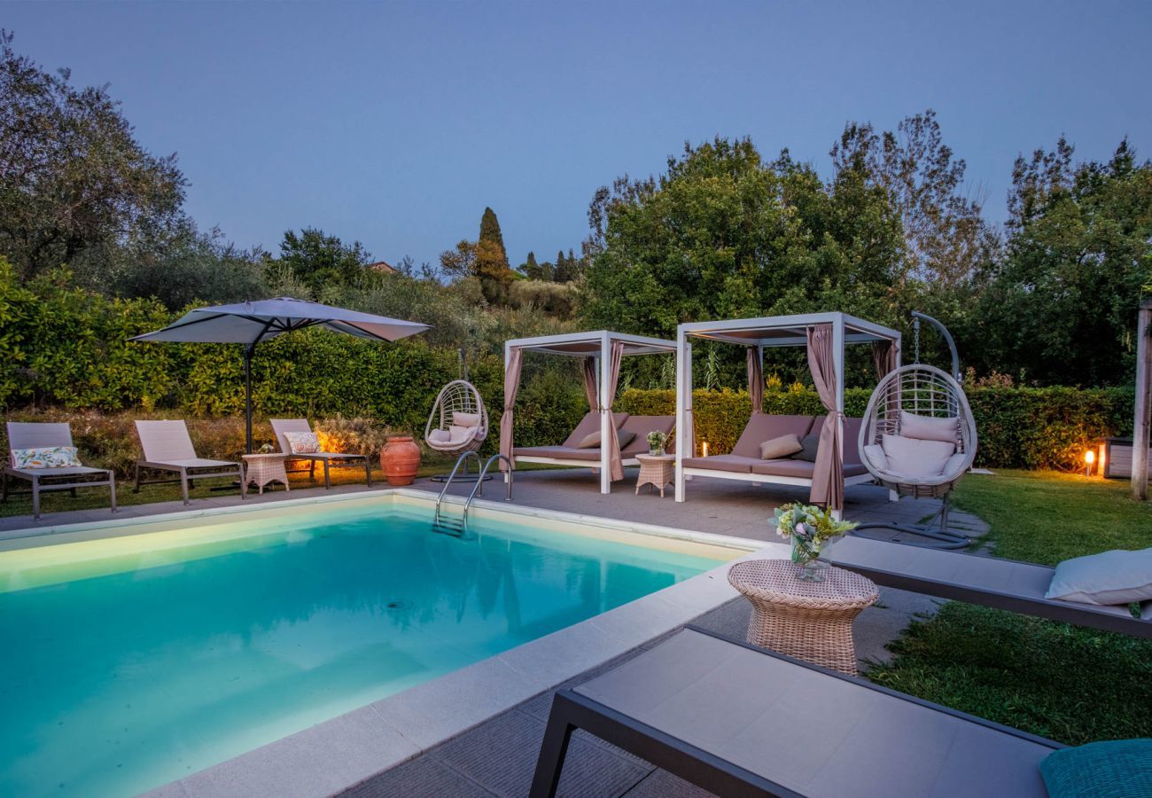 Ferienwohnung in San Gennaro - Casa Lucchese, a farmhouse apartment with pool on the hills of Lucca