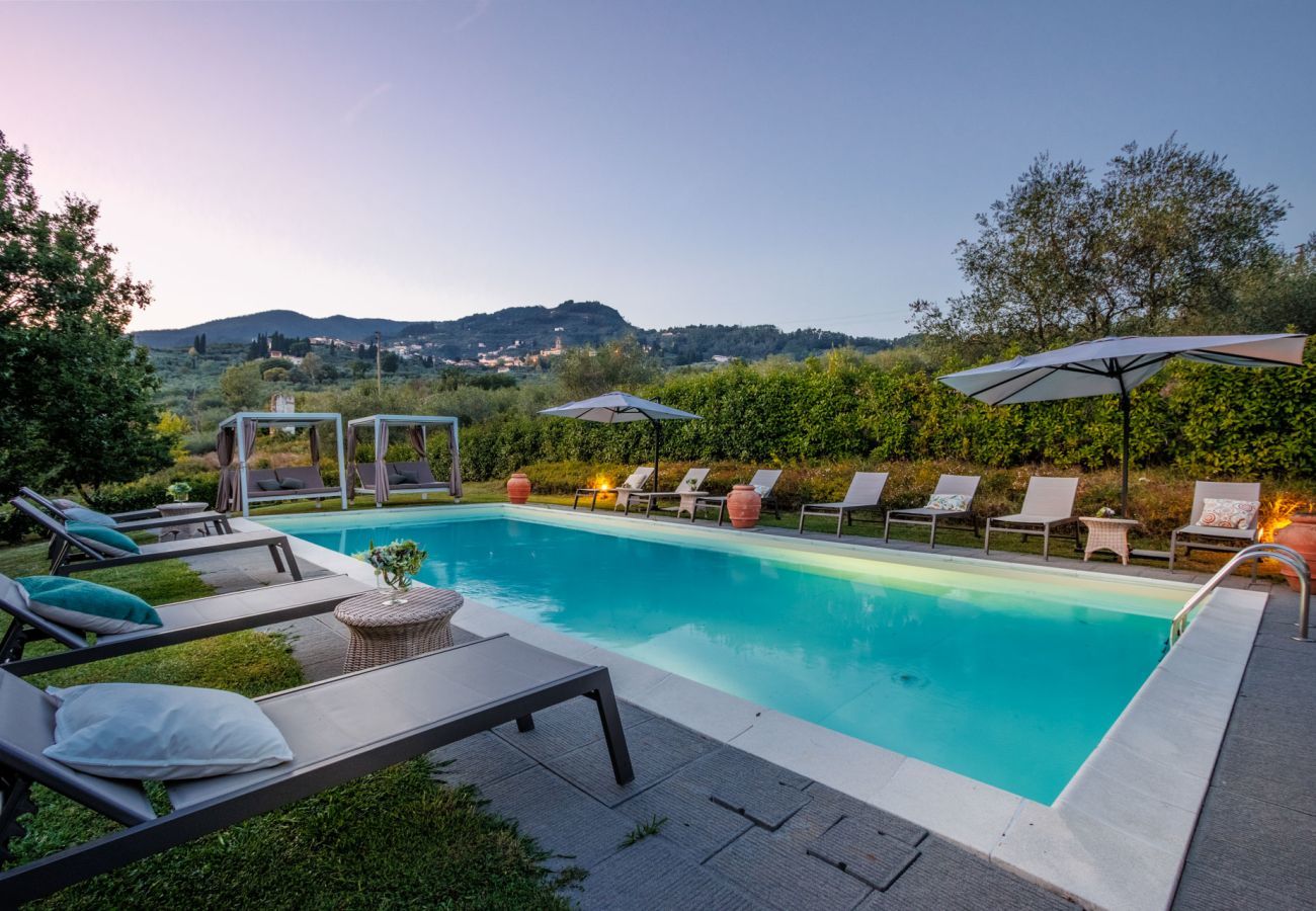 Ferienwohnung in San Gennaro - Casa Lucchese, a farmhouse apartment with pool on the hills of Lucca