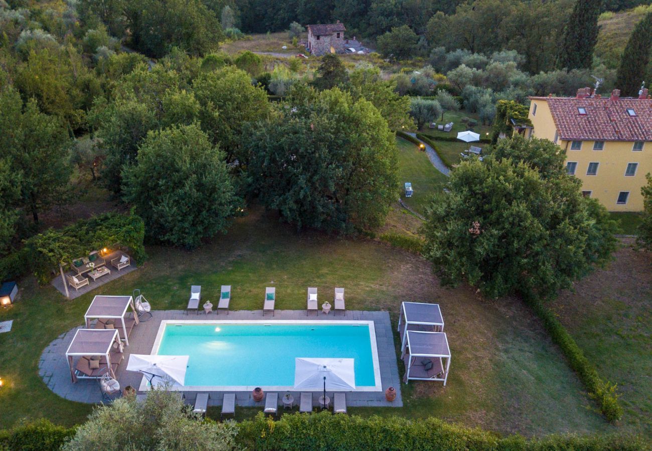 Ferienwohnung in San Gennaro - Casa Lucchese, a farmhouse apartment with pool on the hills of Lucca