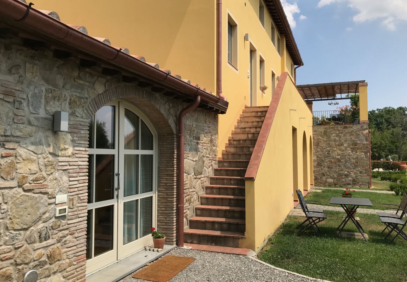 Ferienwohnung in San Gennaro - Casa Gennaro a 3 bedrooms farmhouse apartment with pool in Lucca