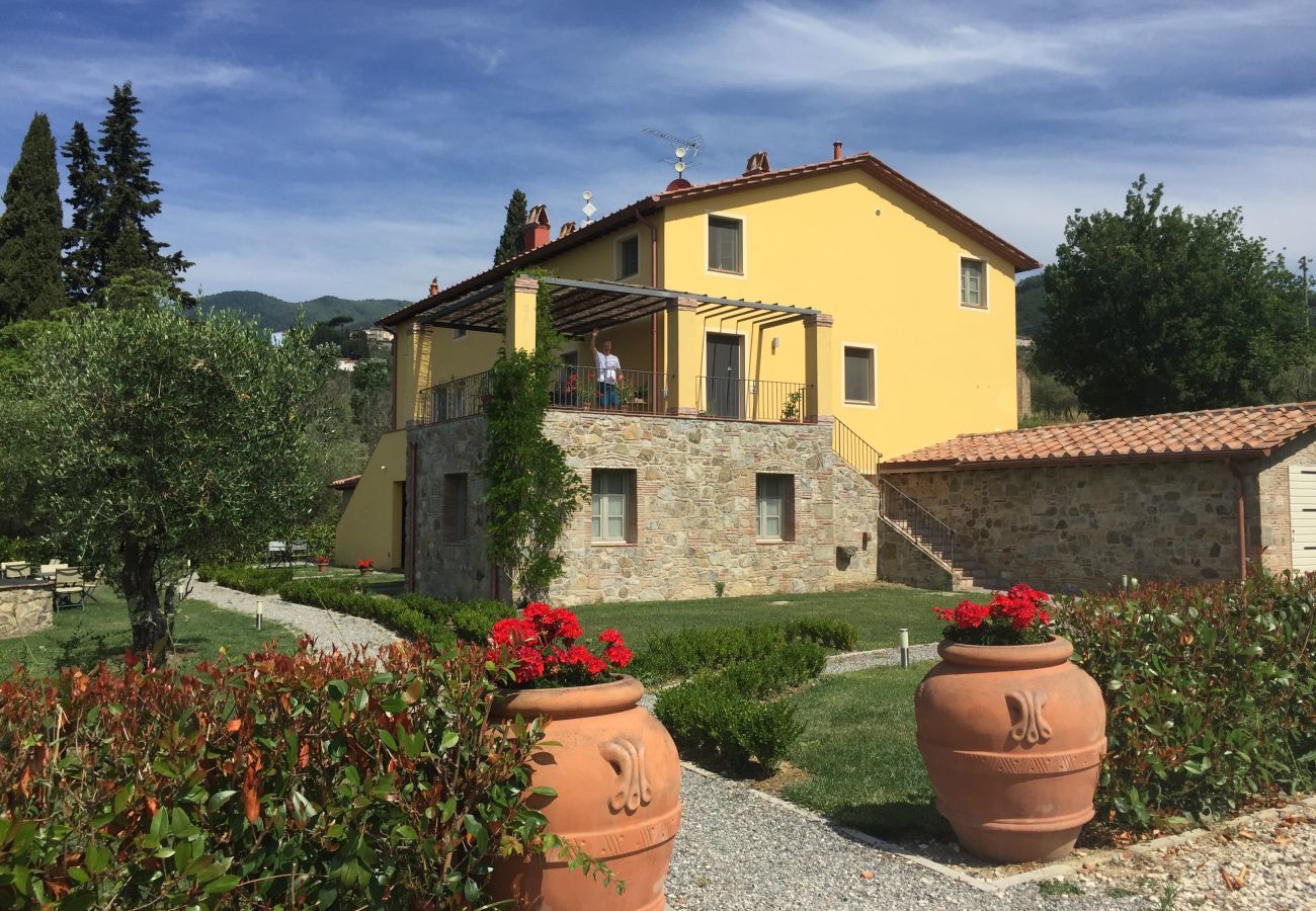 Ferienwohnung in San Gennaro - Casa Gennaro a 3 bedrooms farmhouse apartment with pool in Lucca