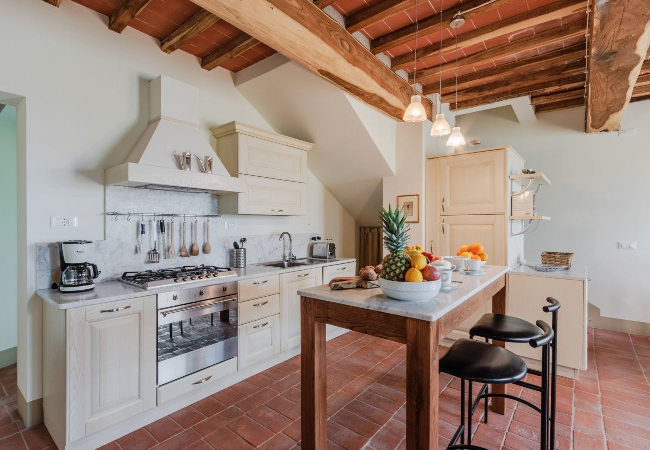 Ferienwohnung in San Gennaro - Casa Gennaro a 3 bedrooms farmhouse apartment with pool in Lucca