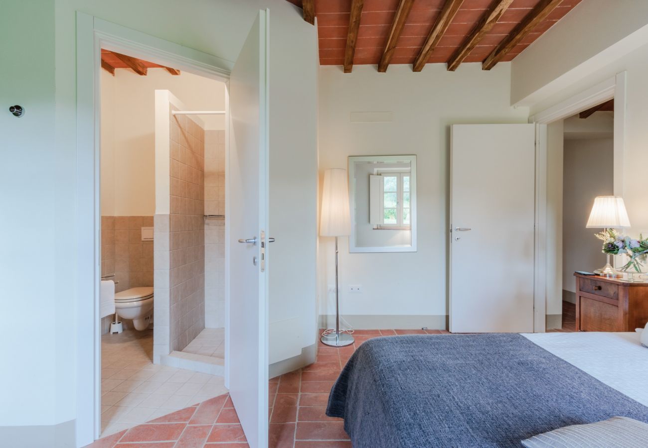 Ferienwohnung in San Gennaro - Casa Gennaro a 3 bedrooms farmhouse apartment with pool in Lucca